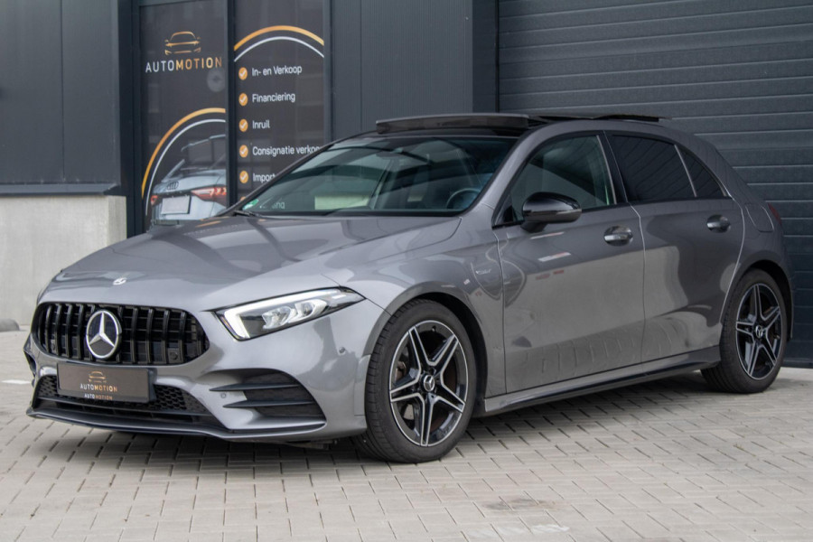Mercedes-Benz A-Klasse 180 Edition AMG Line Pano Camera Burmester Stoelverwarming LED