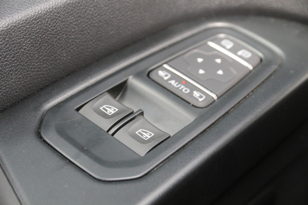 Renault Trafic 2.0 DCI 170 | Aut. | L1H1 | Navi | Trekhaak | Camera | Cruise..