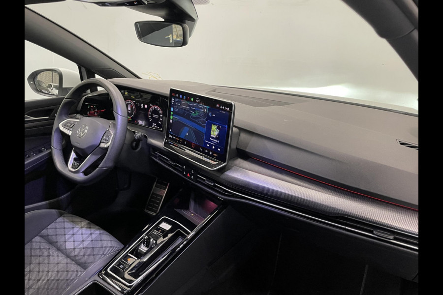 Volkswagen Golf Variant 1.5 eTSI R-Line Business Digital Cockpit 12.9 inch Touchscreen Camera ACC Lane Assist Side Assist CarPlay DAB Climatronic Stoelverwarming Privacy Glass 17 inch LM Velgen Pure White