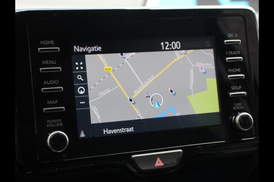 Toyota Yaris Hatchback Climate control Cruise control Camera Navigatie Bluetooth
