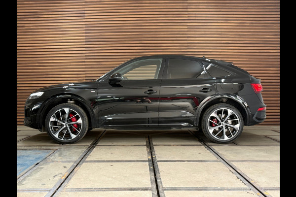 Audi Q5 Sportback 55 TFSI e S-line Competition | Black Edition | Luchtvering | Matrix LED | 21 Inch | Virtual Cockpit | 360°