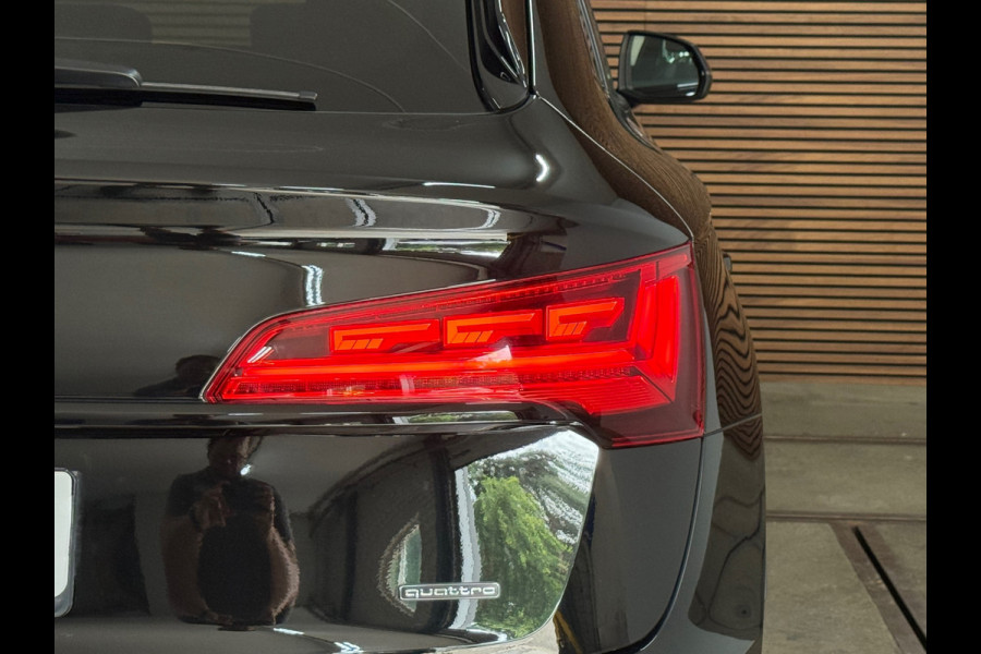 Audi Q5 Sportback 55 TFSI e S-line Competition | Black Edition | Luchtvering | Matrix LED | 21 Inch | Virtual Cockpit | 360°