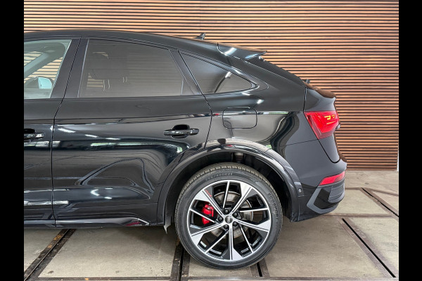 Audi Q5 Sportback 55 TFSI e S-line Competition | Black Edition | Luchtvering | Matrix LED | 21 Inch | Virtual Cockpit | 360°