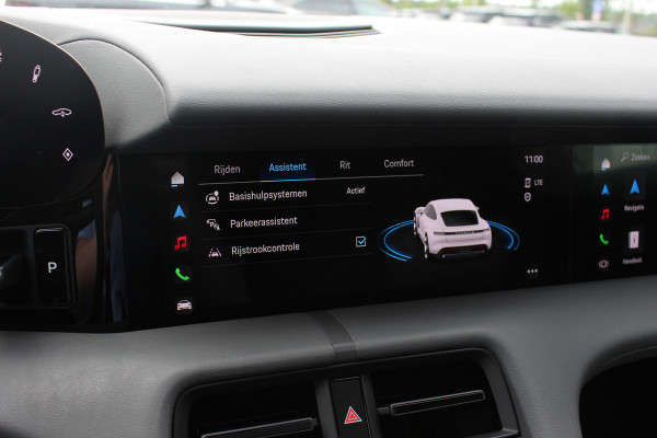 Porsche Taycan 4S Performance 84 kWh / SoH 91,9% / 38.845 km! /  Panoramadak / Camera / Passenger Display / Luchtvering / 21'' / Bose / Stoelverwarming / DAB / Cruise Control