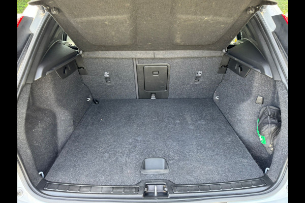 Volvo XC40 1.5 T4 PHEV 211PK AUT. RECHARGE INSCRIPTION TREKHAAK/NAVI/CAMERA/CARPLAY