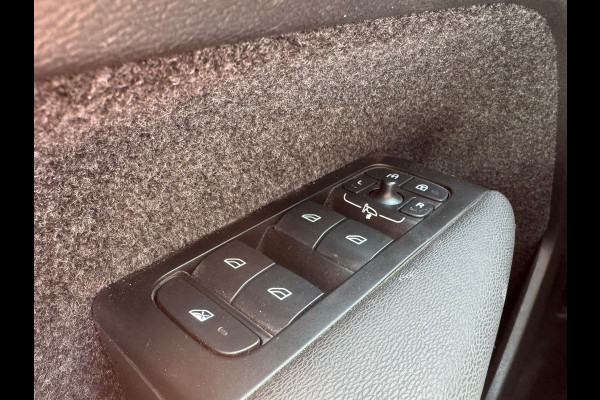 Volvo XC40 1.5 T4 PHEV 211PK AUT. RECHARGE INSCRIPTION TREKHAAK/NAVI/CAMERA/CARPLAY