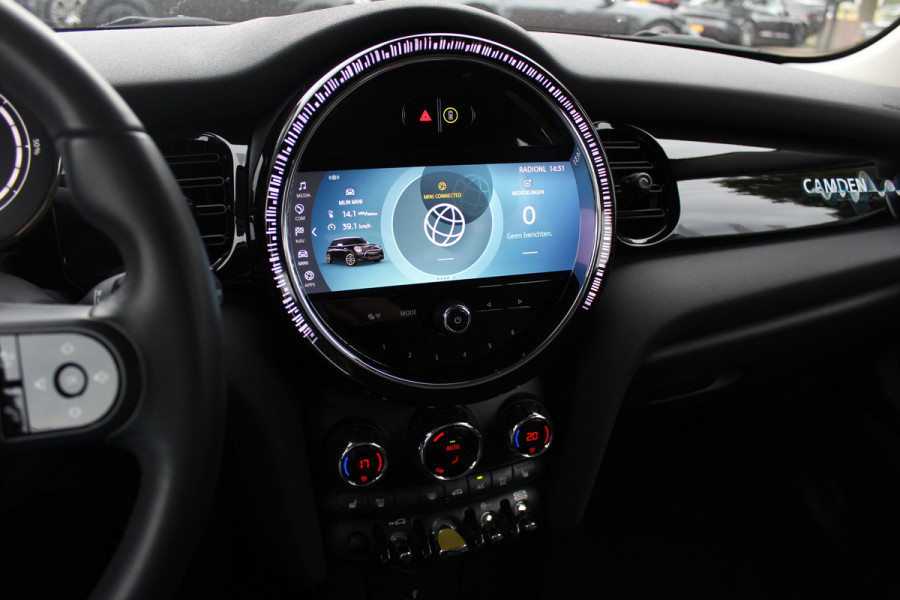 MINI Mini Electric Camden Edition 33 kWh / SoH 95,2% / CarPlay / Half Leder / Parkeerhulp achter / 16'' / Stoelverwarming / DAB / Cruise Control