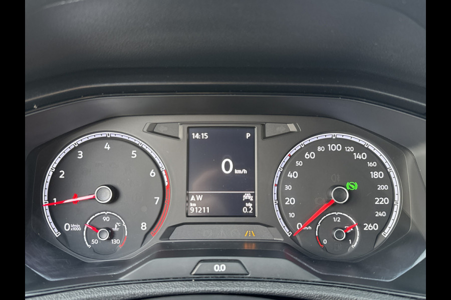 Volkswagen T-Roc 1.5 TSI 150PK DSG BUSINESS CARPLAY/NAVI/PDC