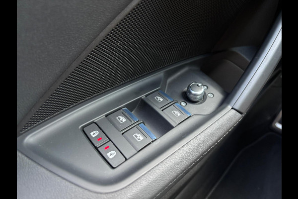 Audi A3 Sportback 30 TFSI S-Line edition | Apple Carplay | Lane Assist | | LED | Navi | Cruise