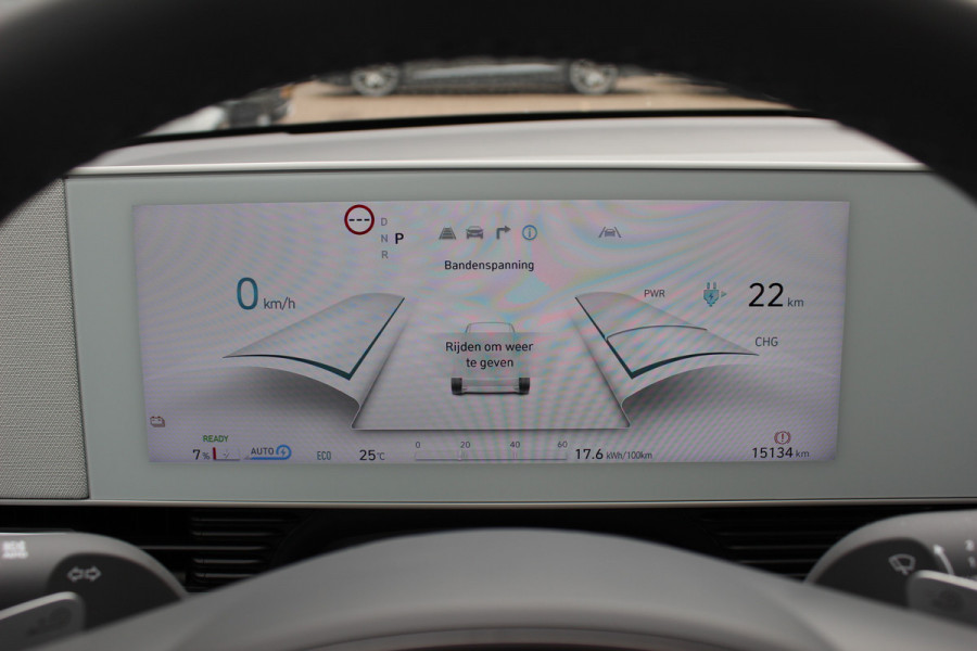 Hyundai IONIQ 5 Style 58 kWh 15.112km! / SoH 98,2% / NL Auto! / Trekhaak / Camera / CarPlay / Keyless / 19'' / Virtual Cockpit / DAB / ACC