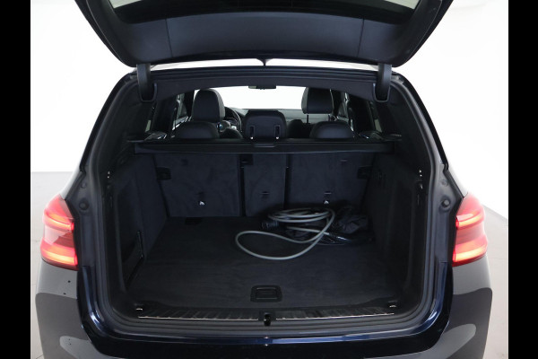 BMW iX3 HIGH EXECUTIVE 80 kWh + TREKHAAK | PANORAMA | 360 CAMERA | ADAPTIVE CRUISE | SFEERVERLICHTING