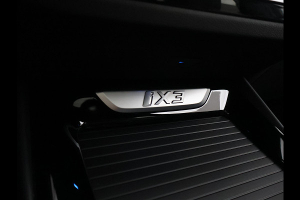 BMW iX3 HIGH EXECUTIVE 80 kWh + TREKHAAK | PANORAMA | 360 CAMERA | ADAPTIVE CRUISE | SFEERVERLICHTING