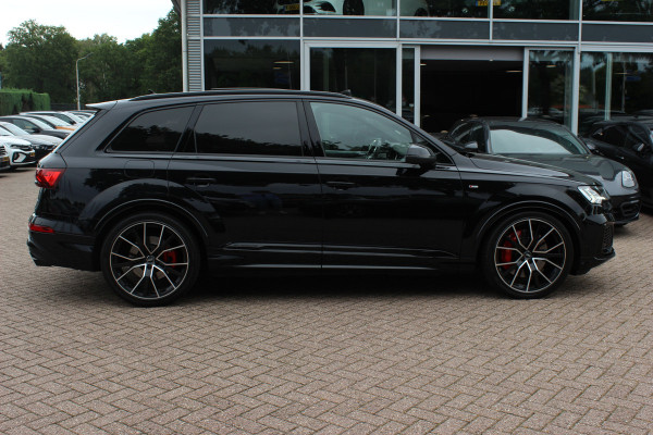 Audi Q7 60 TFSI e quattro Pro Line S Competition / Trekhaak / Panoramadak / 360Camera / Head-up / Softclose / Laser LED / Luchtvering / 22'' / B&O / RS Seats / Keyless / Stuur+Stoelverwarming / Dodehoek / DAB / ACC