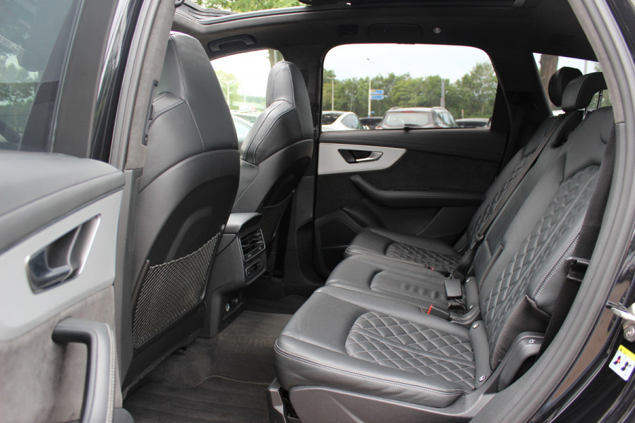 Audi Q7 60 TFSI e quattro Pro Line S Competition / Trekhaak / Panoramadak / 360Camera / Head-up / Softclose / Laser LED / Luchtvering / 22'' / B&O / RS Seats / Keyless / Stuur+Stoelverwarming / Dodehoek / DAB / ACC