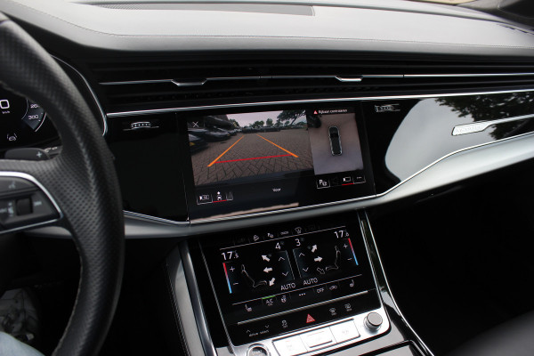 Audi Q7 60 TFSI e quattro Pro Line S Competition / Trekhaak / Panoramadak / 360Camera / Head-up / Softclose / Laser LED / Luchtvering / 22'' / B&O / RS Seats / Keyless / Stuur+Stoelverwarming / Dodehoek / DAB / ACC