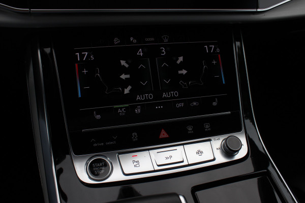 Audi Q7 60 TFSI e quattro Pro Line S Competition / Trekhaak / Panoramadak / 360Camera / Head-up / Softclose / Laser LED / Luchtvering / 22'' / B&O / RS Seats / Keyless / Stuur+Stoelverwarming / Dodehoek / DAB / ACC