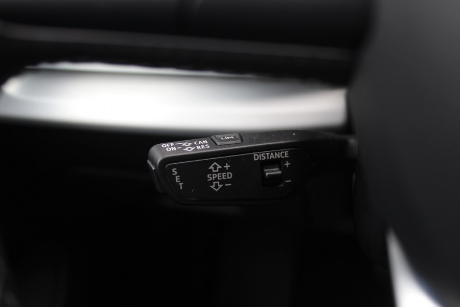 Audi Q7 60 TFSI e quattro Pro Line S Competition / Trekhaak / Panoramadak / 360Camera / Head-up / Softclose / Laser LED / Luchtvering / 22'' / B&O / RS Seats / Keyless / Stuur+Stoelverwarming / Dodehoek / DAB / ACC