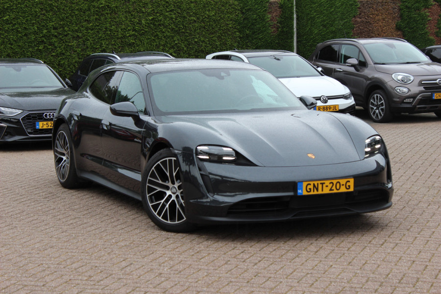 Porsche Taycan Sport Turismo 93 kWh / SoH 93,3% / Panoramadak / Camera / Bose / 20'' / Luchtvering / Leder / Warmtepomp / Dodehoek / Stoelverwarming / DAB / Cruise Control