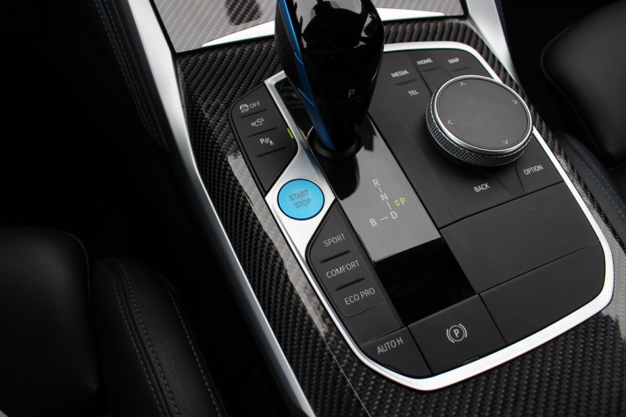 BMW i4 M50 High Executive 84 kWh / 360Camera / Head-up / Leder / Harman Kardon / Carbon intr.+extr. / 19'' / CarPlay / Stoelverwarming / Dodehoek / DAB / Cruise Control Adaptief