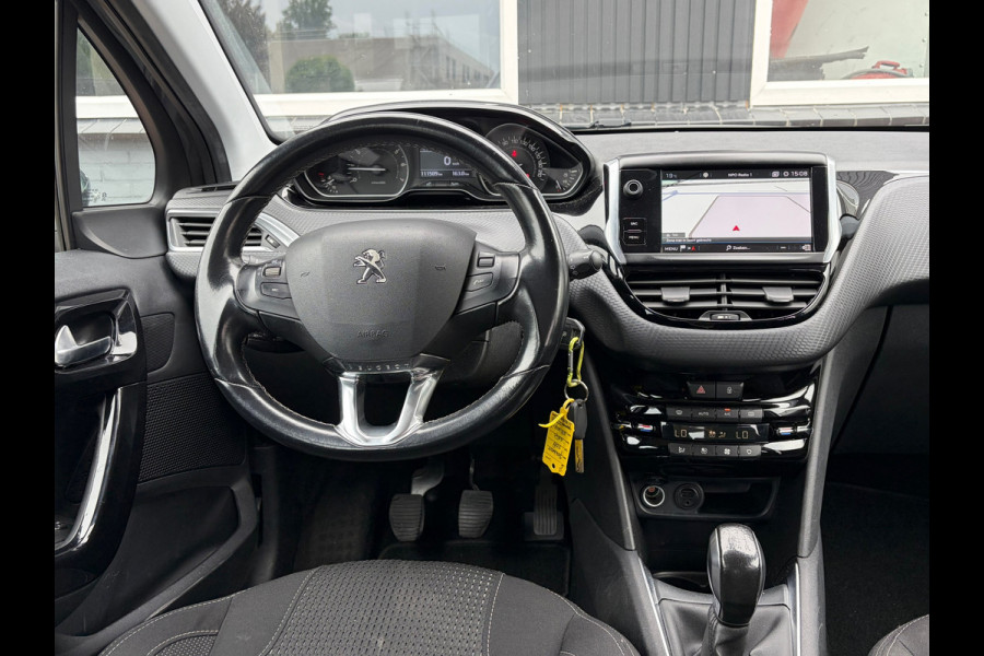 Peugeot 208 1.2 PureTech Blue Lease Executive / Navi / Cruise / Airco