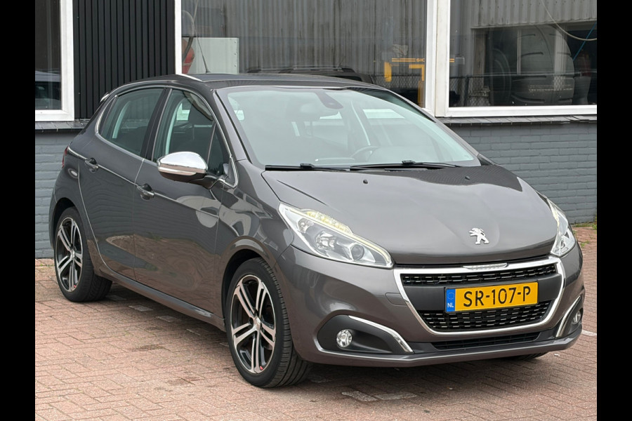 Peugeot 208 1.2 PureTech Blue Lease Executive / Navi / Cruise / Airco