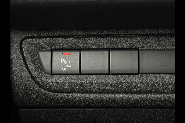 Peugeot 208 1.2 PureTech Blue Lease Executive / Navi / Cruise / Airco