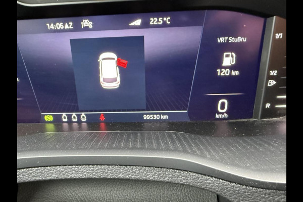 Škoda Karoq 1.5 TSI 150pk ACT DSG Sportline | Pano dak