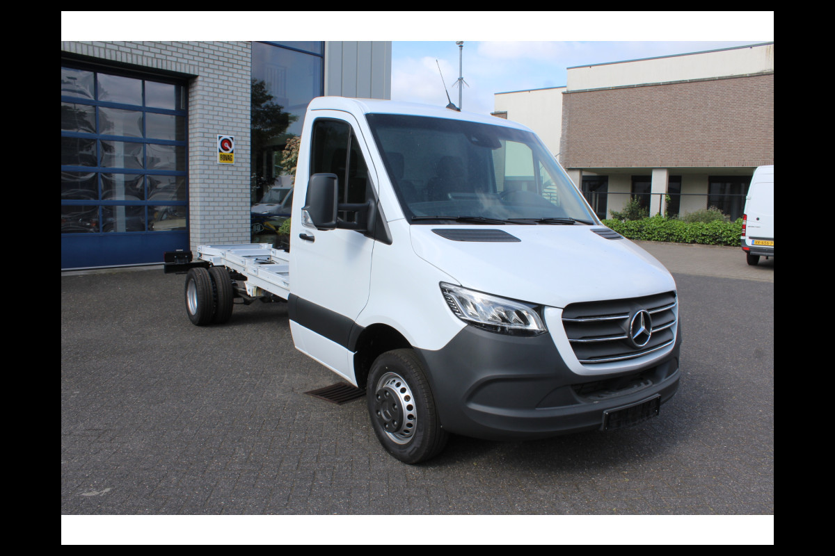 Mercedes-Benz Sprinter 517 CDI Pro L3 Chassis 3500 kg Trekgewicht, LED, Smartphone integratie, Etc.