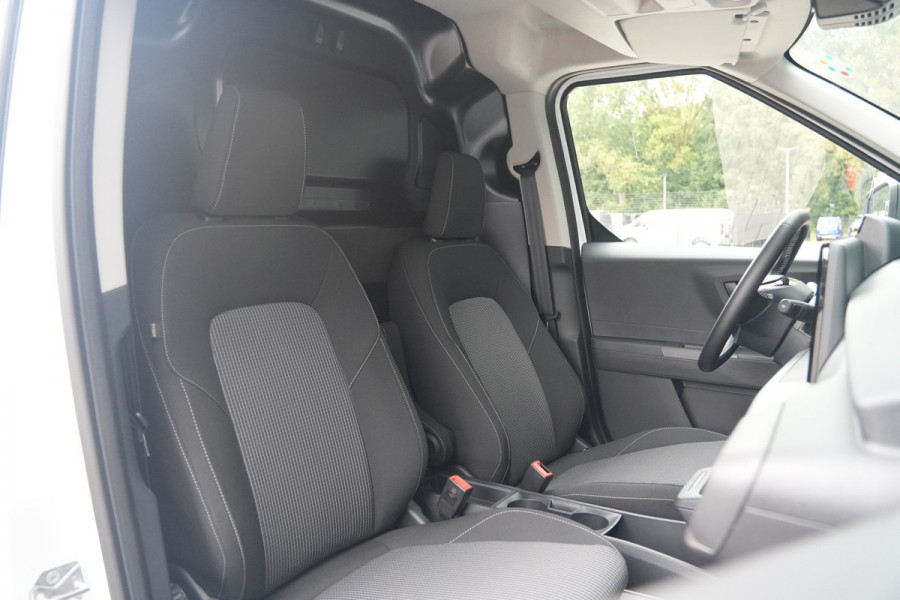 Ford E-Transit Courier Trend 46 kWh 136pk - Stoel/Stuurverwarming - Camera - Cruise - Carplay/Android - Rijklaar