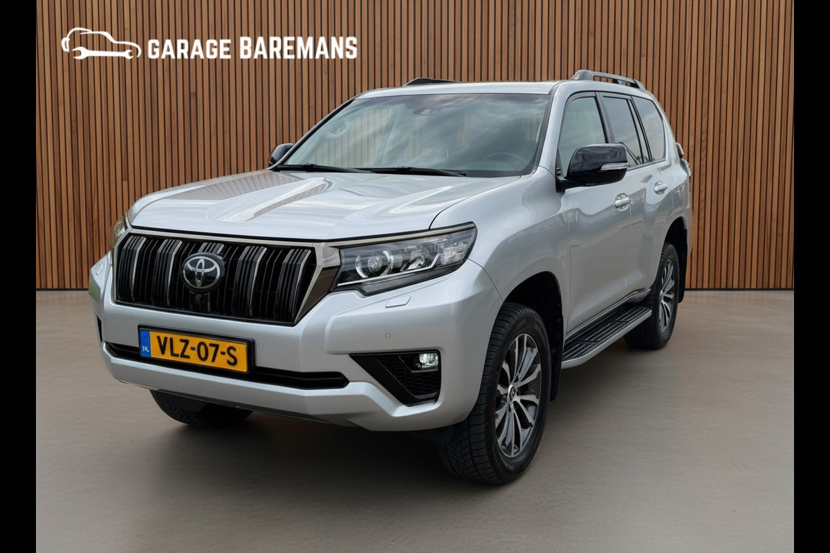 Toyota Land Cruiser 150 2.8 D-4D-F Executive Blind Van