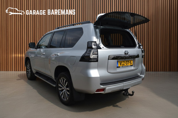 Toyota Land Cruiser 150 2.8 D-4D-F Executive Blind Van