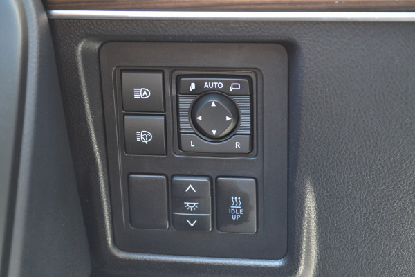 Toyota Land Cruiser 2.8 D-4D Professional 5p. 7100KM!!!!!!