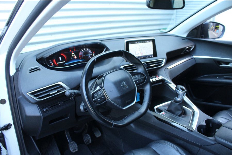 Peugeot 3008 1.2 PureTech 131pk Executive NL-Auto NAP