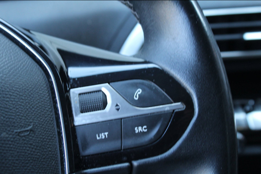 Peugeot 3008 1.2 PureTech 131pk Executive NL-Auto NAP