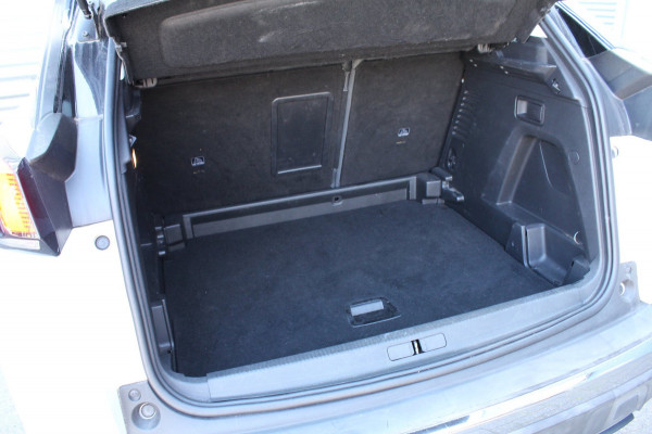 Peugeot 3008 1.2 PureTech 131pk Executive NL-Auto NAP