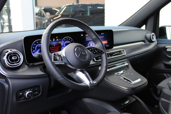 Mercedes-Benz Eqv 300 L2 / AMG / Luchtvering / 7-Persoons / 360 Camera / Vol Opties / NIEUWSTAAT