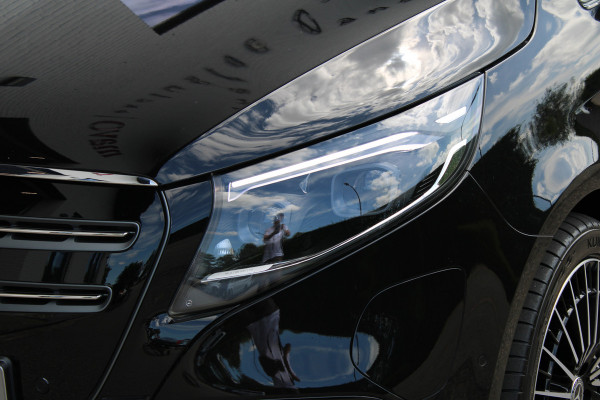 Mercedes-Benz Eqv 300 L2 / AMG / Luchtvering / 7-Persoons / 360 Camera / Vol Opties / NIEUWSTAAT