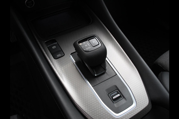 Nissan QASHQAI 1.3 MHEV Automaat N-Connecta Navigatie Climate Control Sfeerverlichting Camera 360 Led Dab Verwarmde voorstoelen Adaptieve Cruise Control Digitale Cockpit Lichtmetalen Velgen