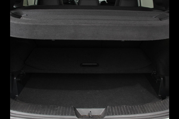 Nissan QASHQAI 1.3 MHEV Automaat N-Connecta Navigatie Climate Control Sfeerverlichting Camera 360 Led Dab Verwarmde voorstoelen Adaptieve Cruise Control Digitale Cockpit Lichtmetalen Velgen