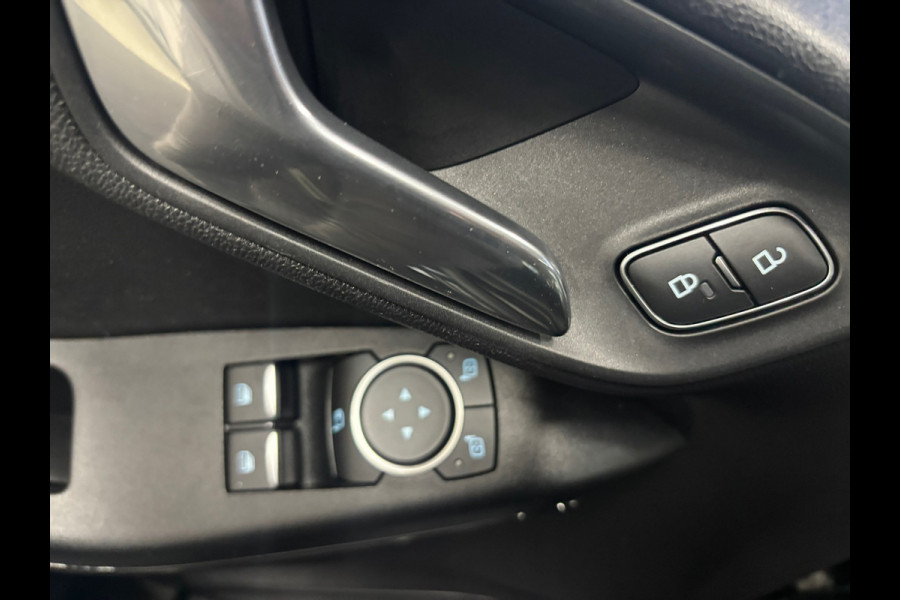 Ford Fiesta 1.1 Airco | Cruise | Navi | Lichtmetalen velgen