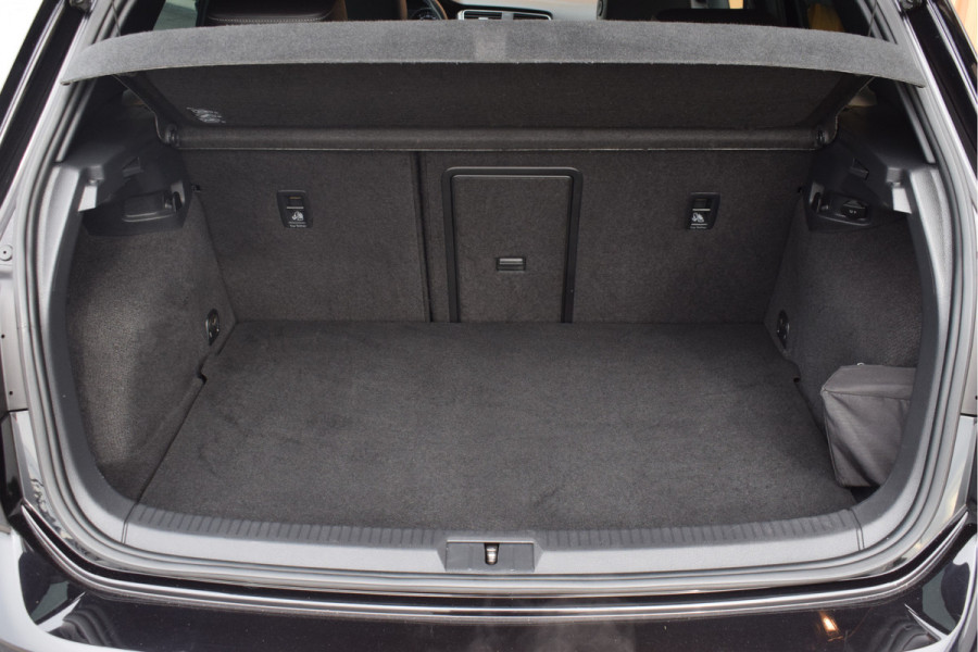Volkswagen Golf GTE 1.4 TSI DSG | Leer | Pano | Keyless | ACC | 18"