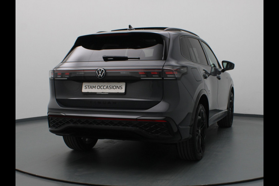 Volkswagen Tiguan eHybrid 204pk R-Line Business Elektrisch glazen panorama-dak | Lederenbekleding