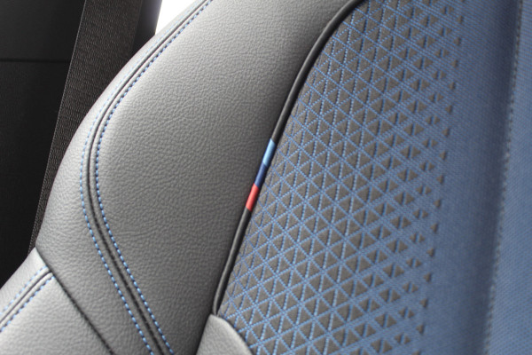BMW 1-serie 118i Business Edition | M-Sport | Origin NL | Camera | Trekhaak | Navigatie