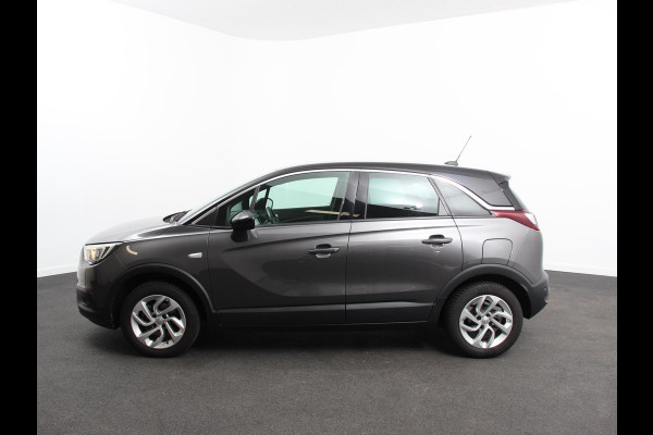 Opel Crossland X 1.2 Turbo Innovation Climate control Cruise control Lichtmetalen velgen Navigatie Apple Carplay/ Android Auto Parkeersensoren Camera Trekhaak Stoelverwarming