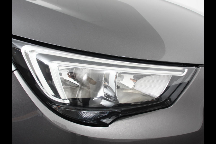 Opel Crossland X 1.2 Turbo Innovation Climate control Cruise control Lichtmetalen velgen Navigatie Apple Carplay/ Android Auto Parkeersensoren Camera Trekhaak Stoelverwarming