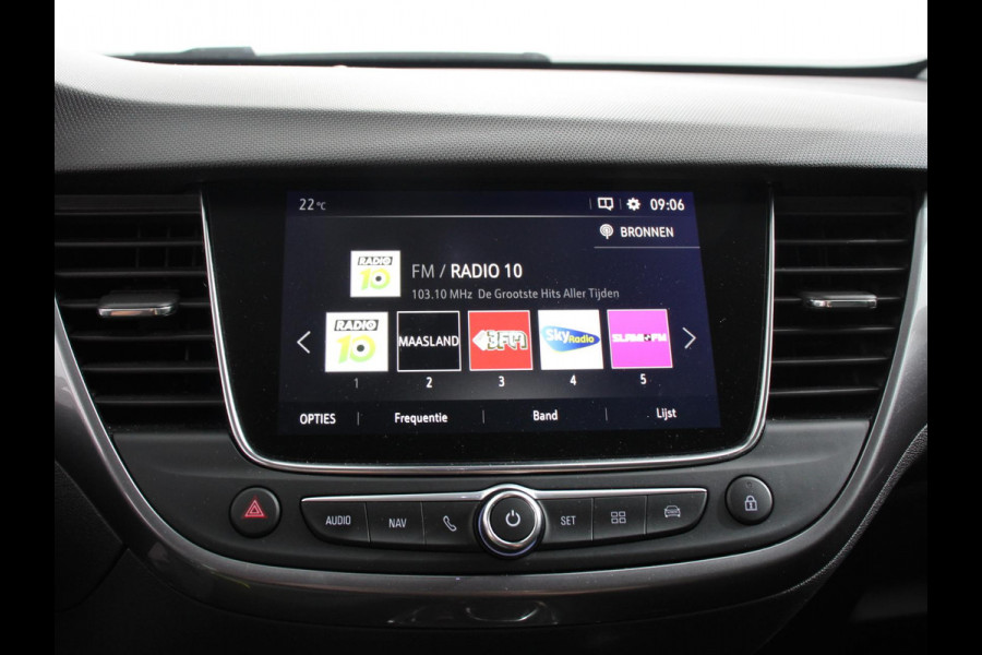 Opel Crossland X 1.2 Turbo Innovation Climate control Cruise control Lichtmetalen velgen Navigatie Apple Carplay/ Android Auto Parkeersensoren Camera Trekhaak Stoelverwarming