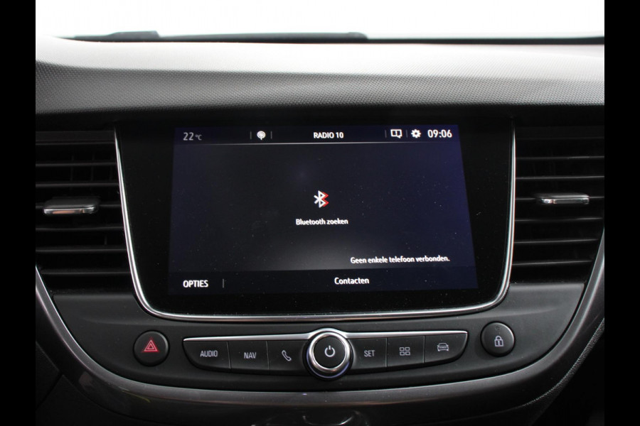 Opel Crossland X 1.2 Turbo Innovation Climate control Cruise control Lichtmetalen velgen Navigatie Apple Carplay/ Android Auto Parkeersensoren Camera Trekhaak Stoelverwarming