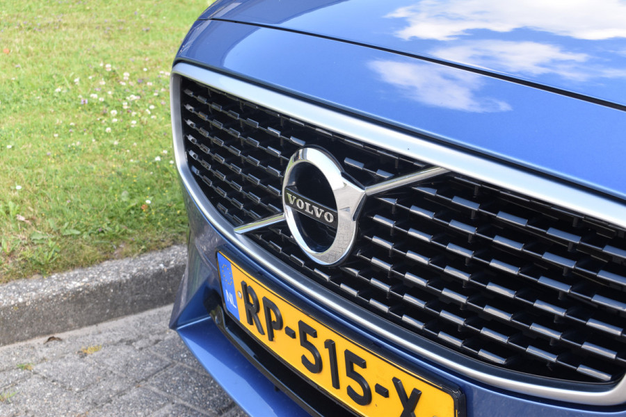 Volvo S90 D3 150PK Automaat R-Design | BLIS | Adapt. Cruise. | Stoelverwarm. | PDC V+A | 19''