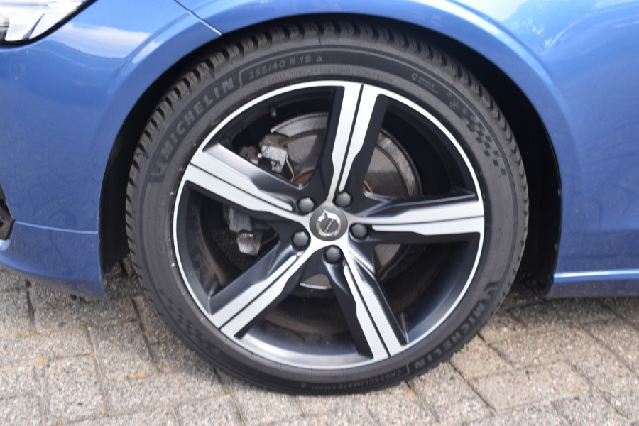 Volvo S90 D3 150PK Automaat R-Design | BLIS | Adapt. Cruise. | Stoelverwarm. | PDC V+A | 19''