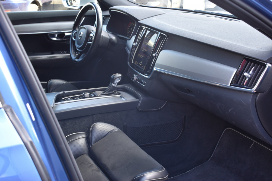 Volvo S90 D3 150PK Automaat R-Design | BLIS | Adapt. Cruise. | Stoelverwarm. | PDC V+A | 19''